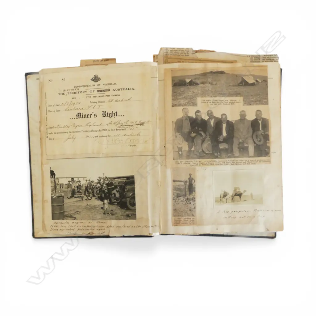 DIARY w. NEWSPAPER CUTTINGS ABOUT CHAPMAN GOLD EXPEDITION CENTRAL AUSTRALIA 1930s Image 1++