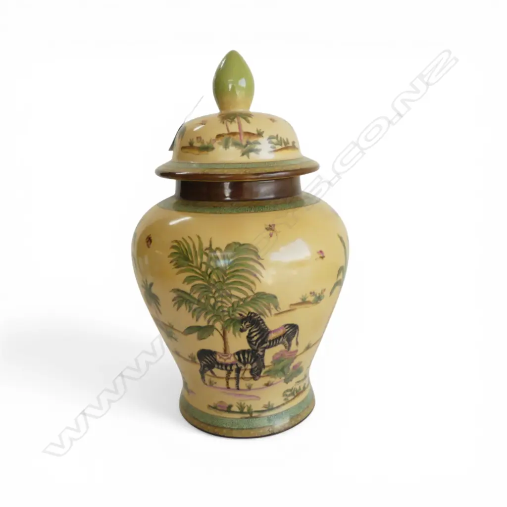 LIDDED JAR H.420mm Image 1++