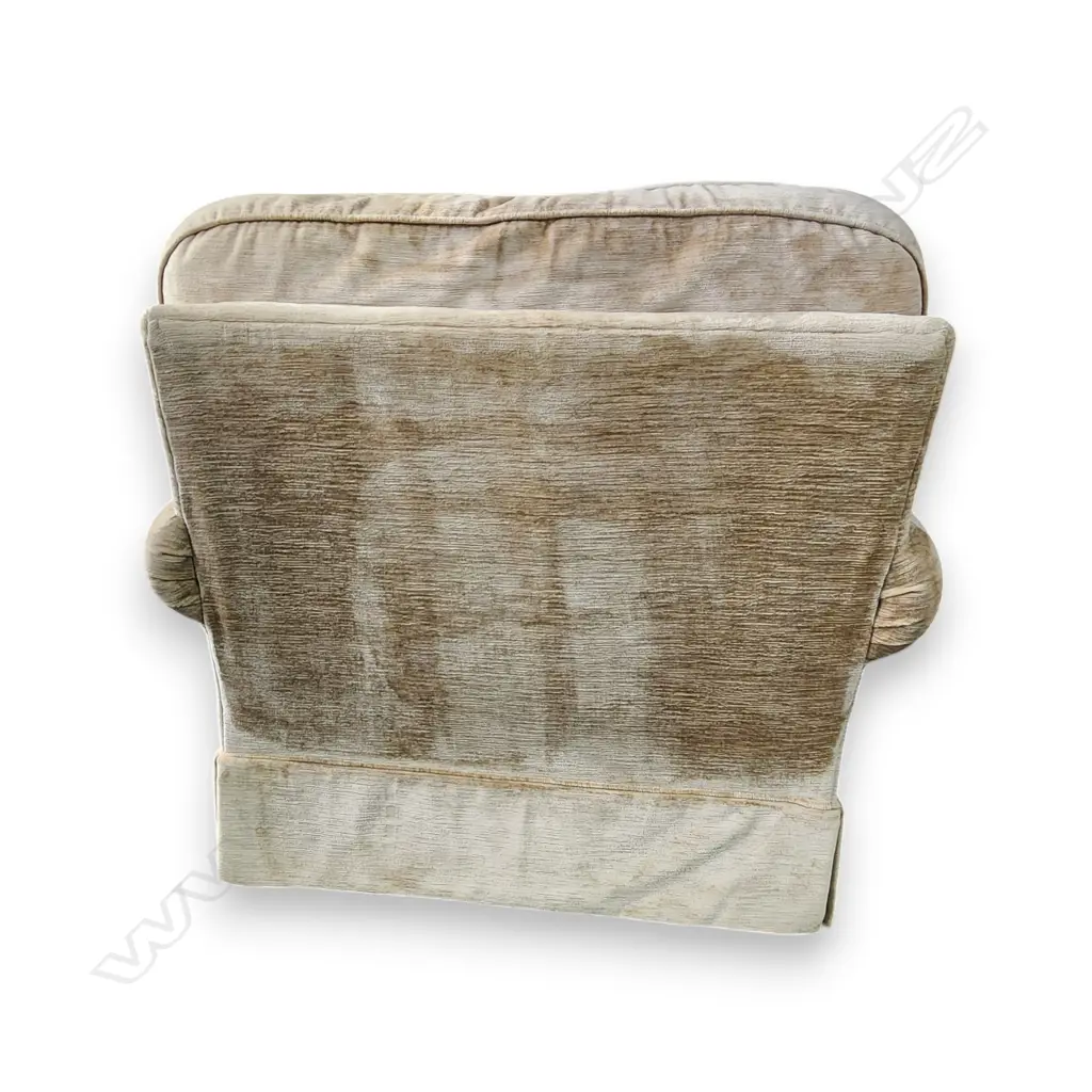 ARMCHAIR CRUSHED VELVET UPHOLSTERY 850 x 800 x 900 mm Image 1++