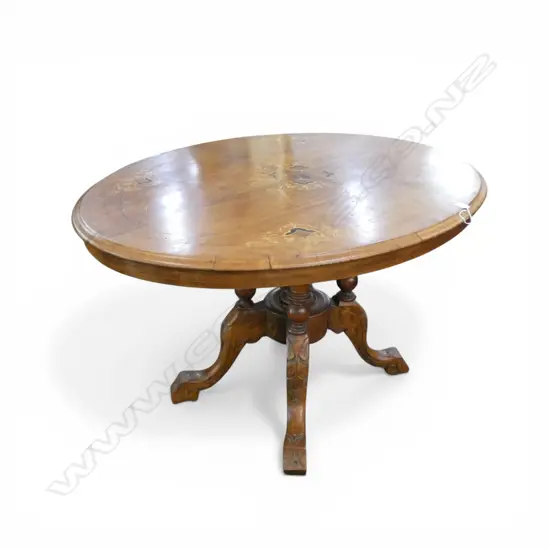 ANTIQUE WALNUT LOO TABLE 1190x890x700mm