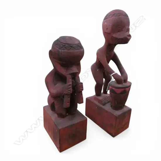 2 CARVED WOODEN AFRICAN STATUES H.360 / 280mm