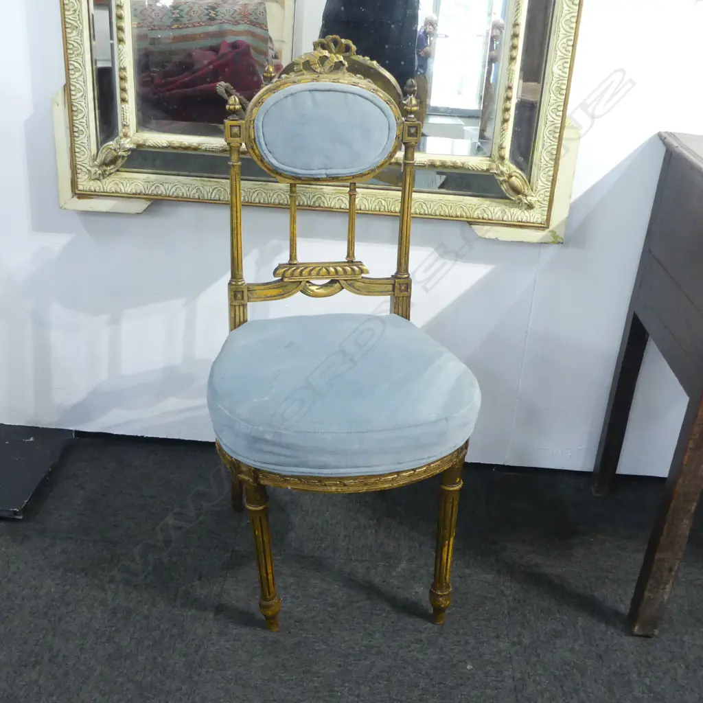 FRENCH STYLE CHAIR w. BLUE VELVET UPHOLSTERY - 1 LEG AF Image 1++