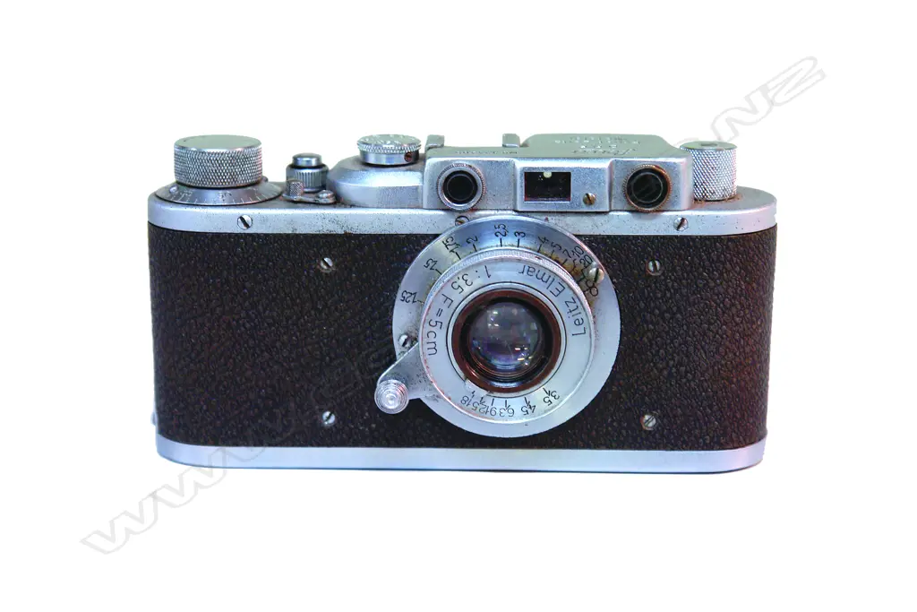 A vintage Leica II camera Image 1++