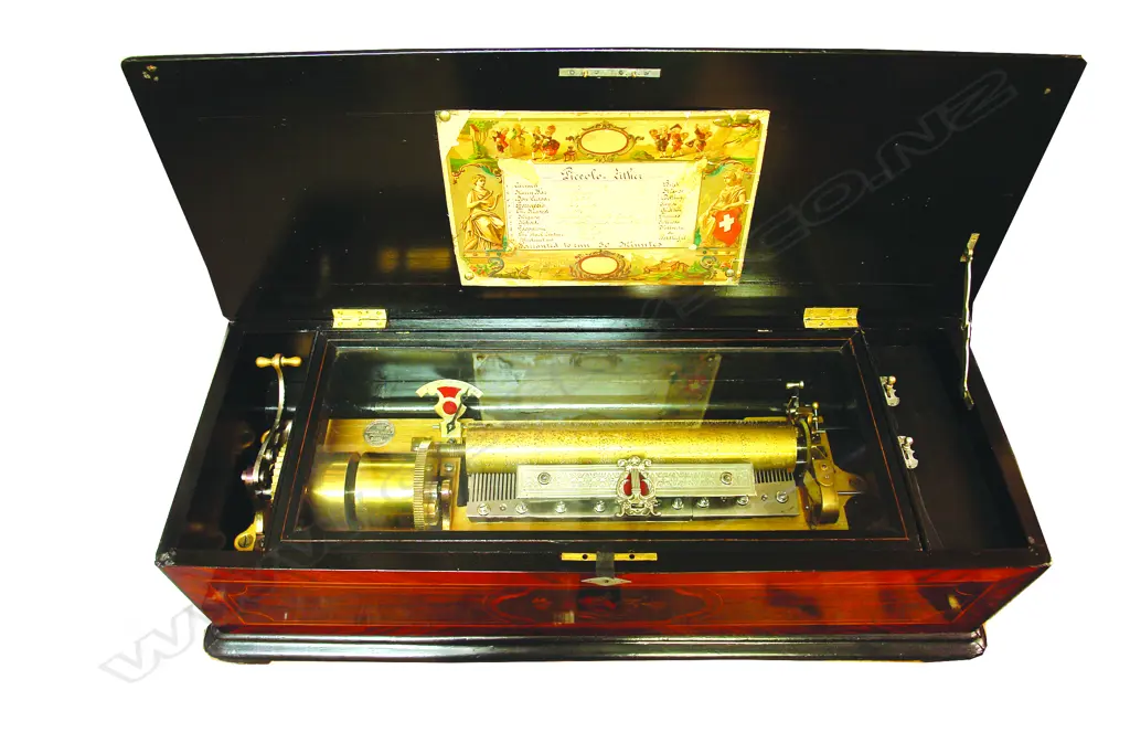 A rare large Paillard Vaucher et Fills Swiss rosewood cased music box Image 1++