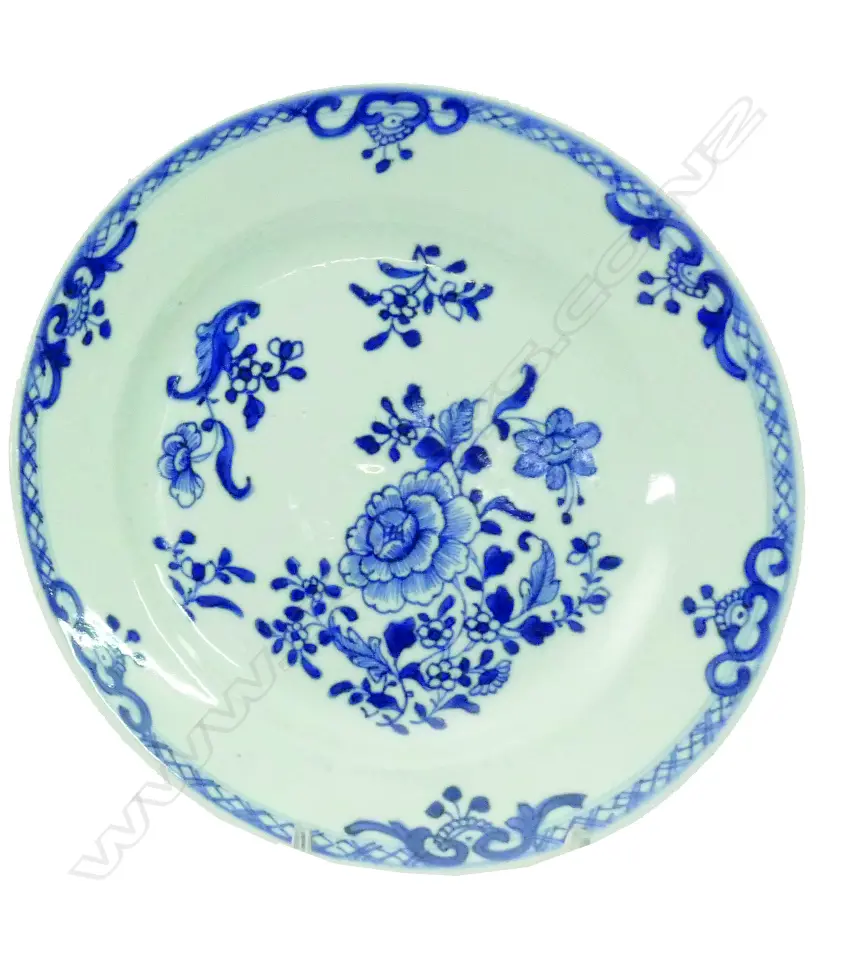 A Chinese blue and white porcelain circular dish Image 1++