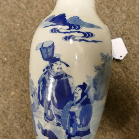 A Chinese porcelain blue and white vase