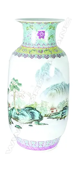 A Chinese Republic period porcelain large vase Image 1++