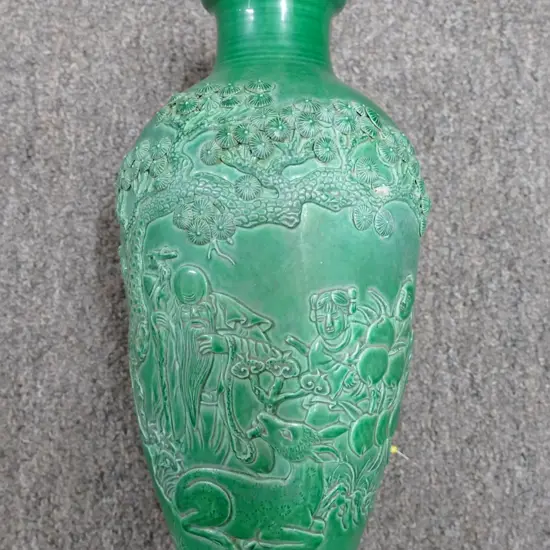 A Chinese green glazed shoulder vase