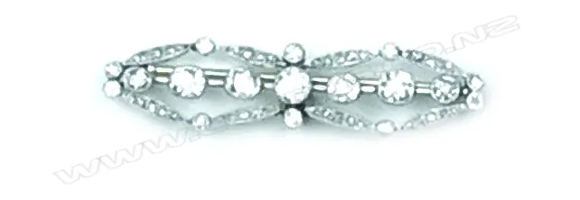 An Edwardian diamond and platinum brooch Image 1++