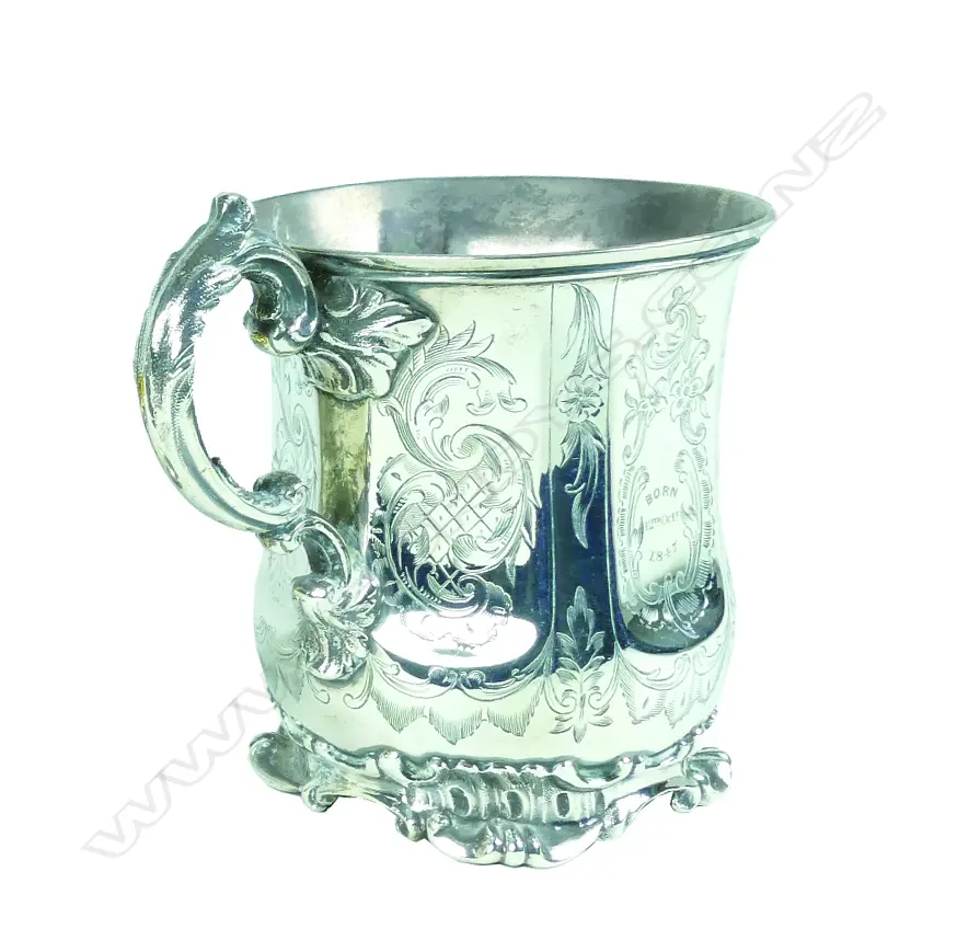 An early Victorian period silver christening mug Image 1++
