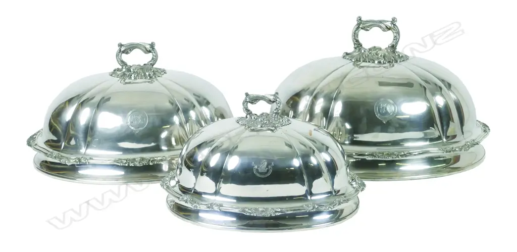 An impressive set of three graduated William IV Old Sheffield Plate meat dish covers Image 1++