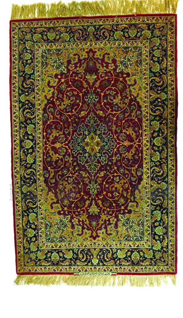 A good Isfahan rug from the Sarafian Carpet Workshop Image 1++