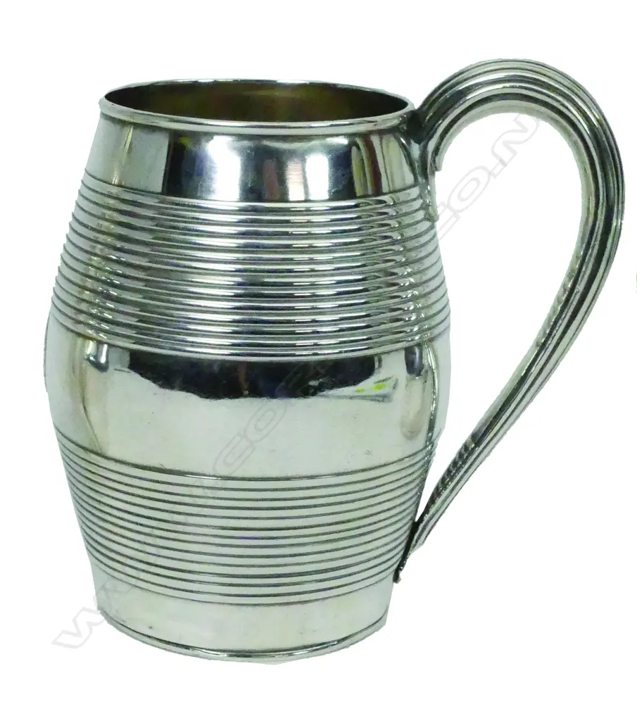 A George III silver barrel shaped mug Image 1++