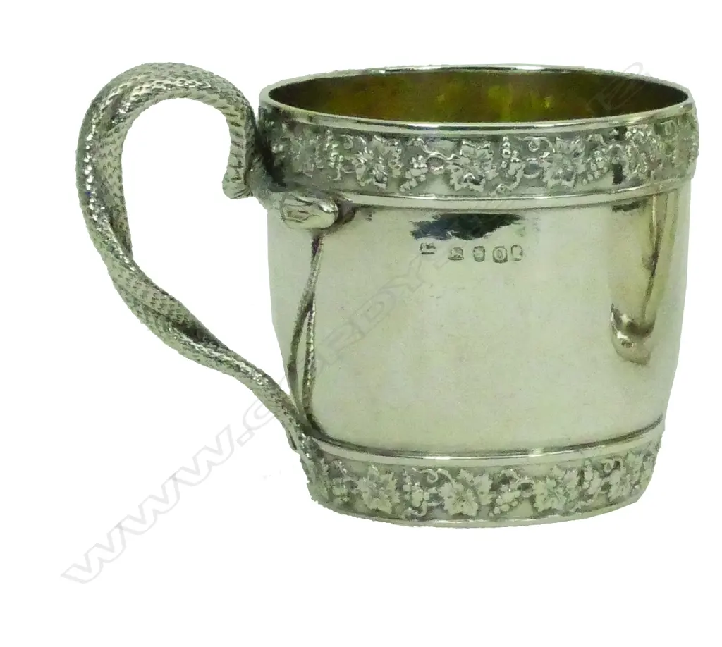 A George III silver mug Image 1++