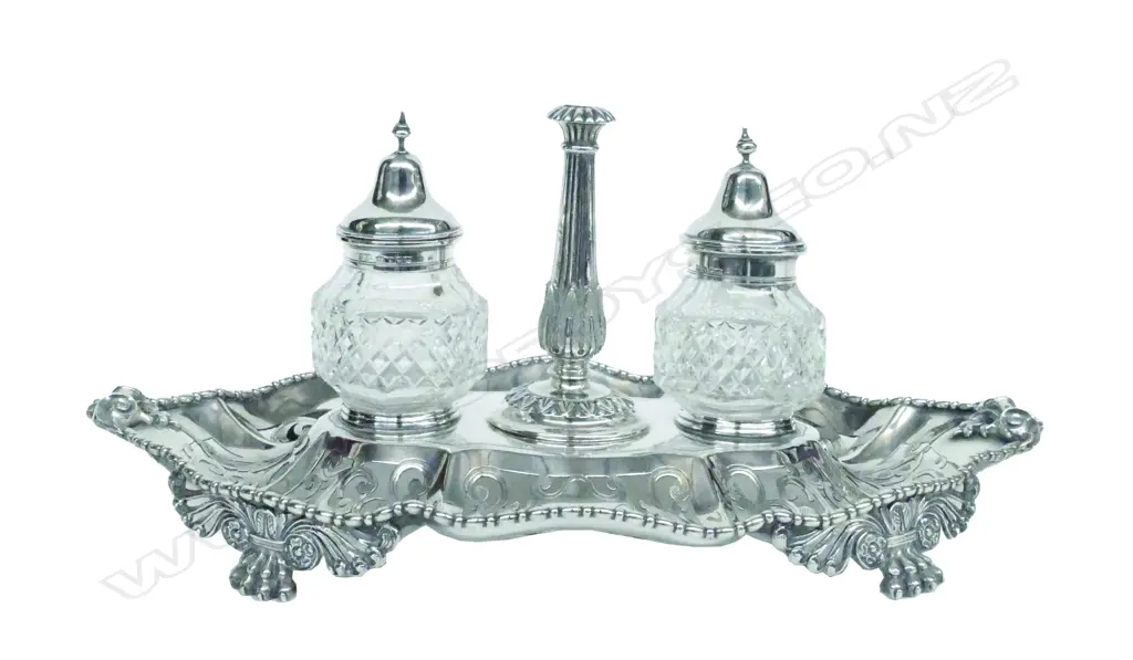 A Victorian silver ink stand dish Image 1++