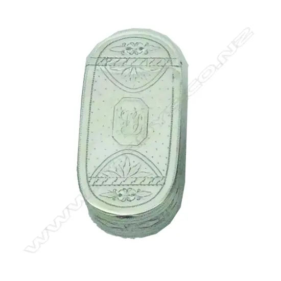 A Geo.III silver snuff box