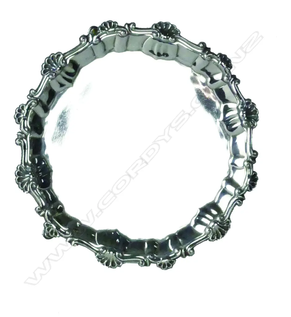 An early Geo.III silver waiter Image 1++