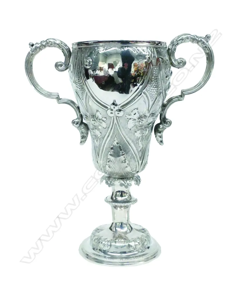 A Victorian two-handled silver cup Image 1++