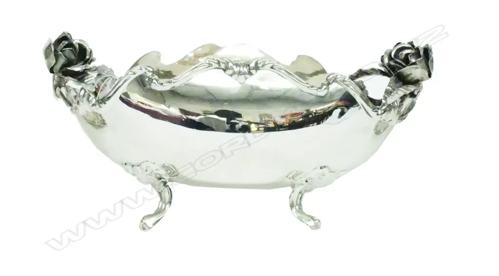 A .925 silver bowl Image 1++