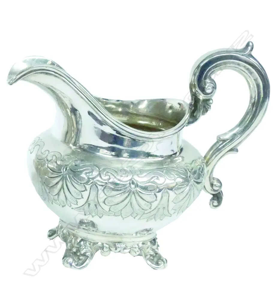 A Victorian silver cream jug Image 1++