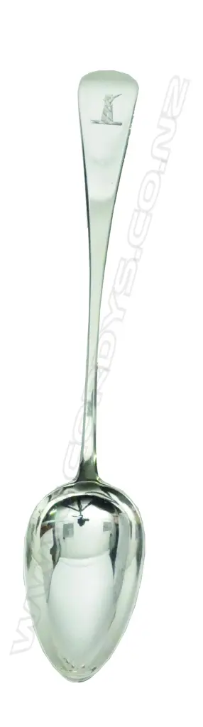 A Geo.III silver Old English serving spoon Image 1++