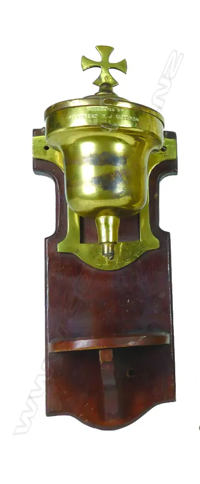 A c.1930s brass ecclesiastical presentation font Image 1++