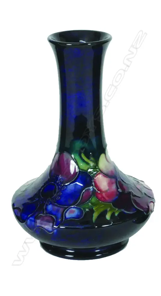 A Moorcroft specimen vase Image 1++