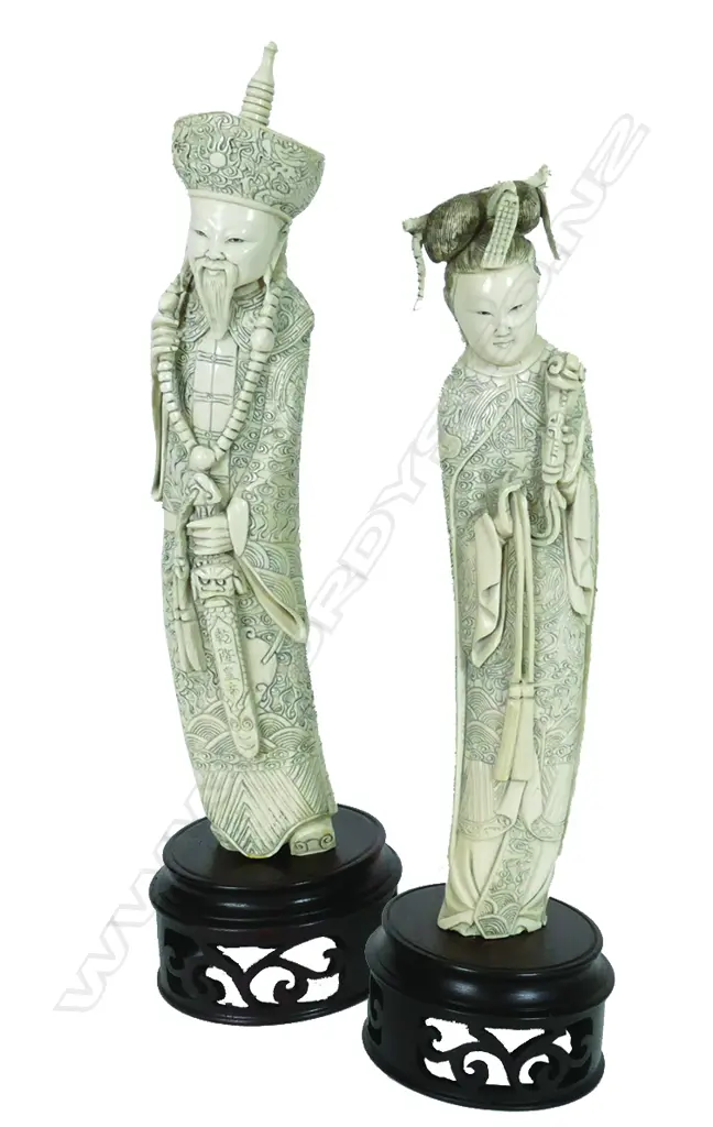A pair of old Chinese carved ivory Emperor and Empress figures Image 1++