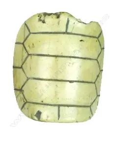 An old bone netsuke Image 1++