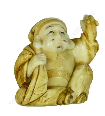 An old Japanese marine ivory okimono Image 1++