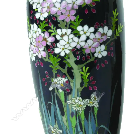 A good quality Japanese Meiji period cloisonné baluster vase