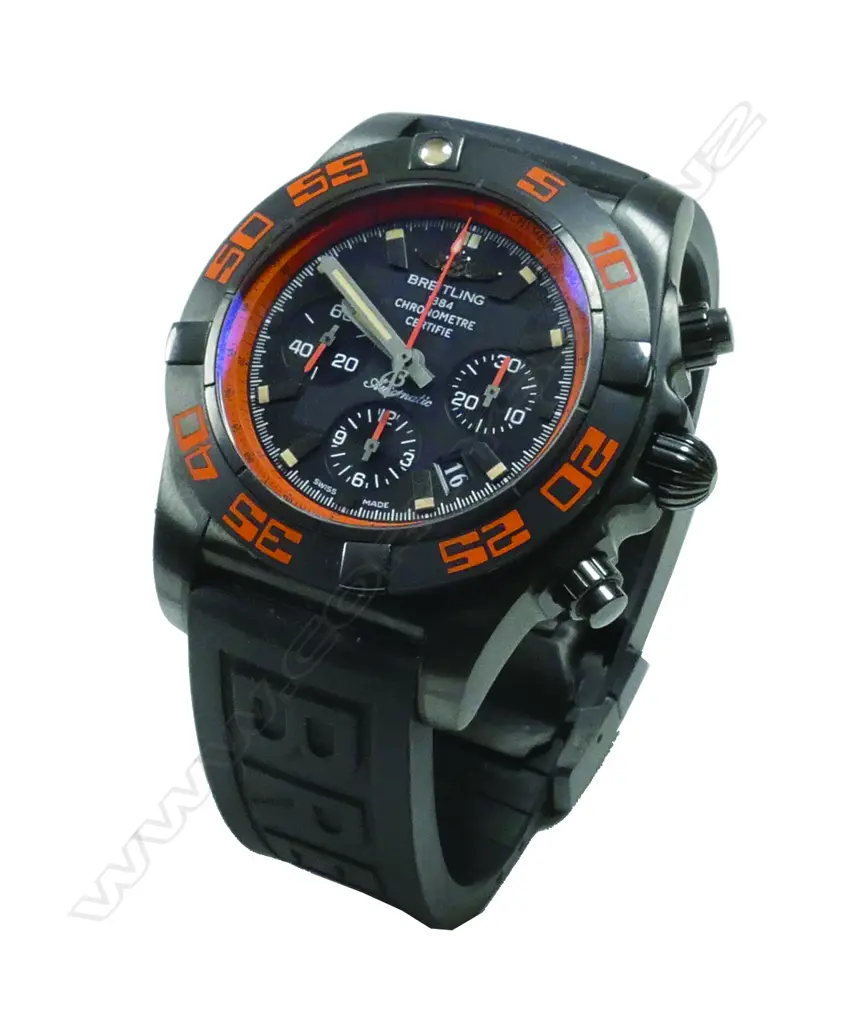 A modern gent's Breitling chronomat 44 Raven wristwatch Image 1++