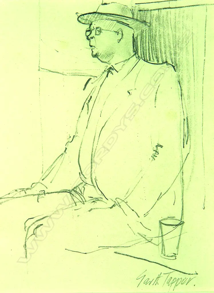 Garth Tapper Image 1++