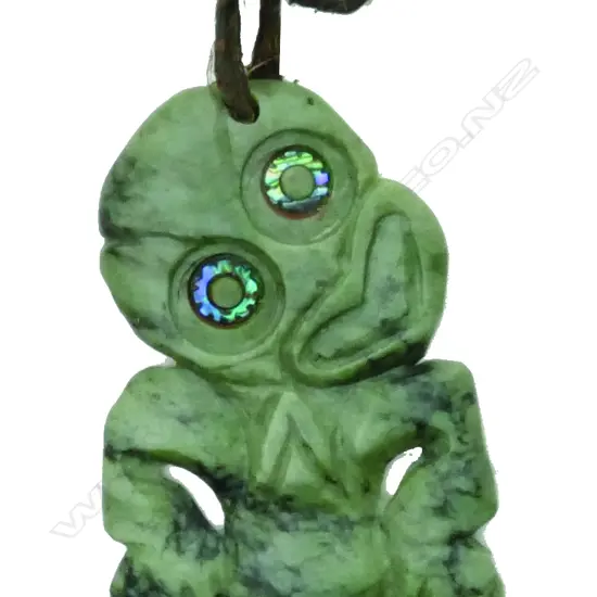 A pounamu hei tiki
