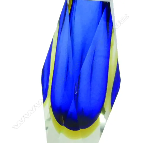 A Murano glass facet walled vase