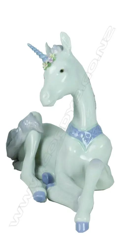 A Lladro figurine Image 1++