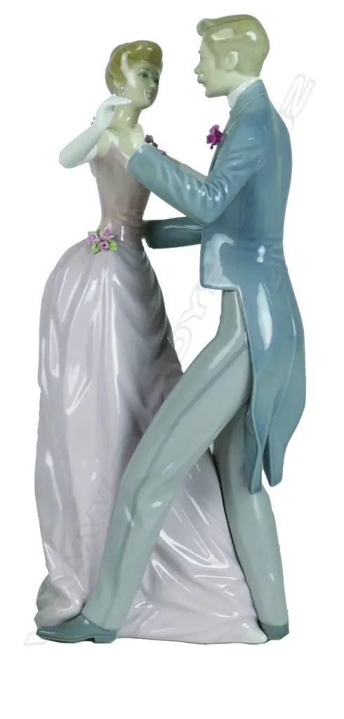 A Lladro figure group Image 1++