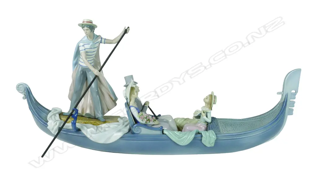 A large and impressive Lladro porcelain sculpture of a Venetian gondola Image 1++
