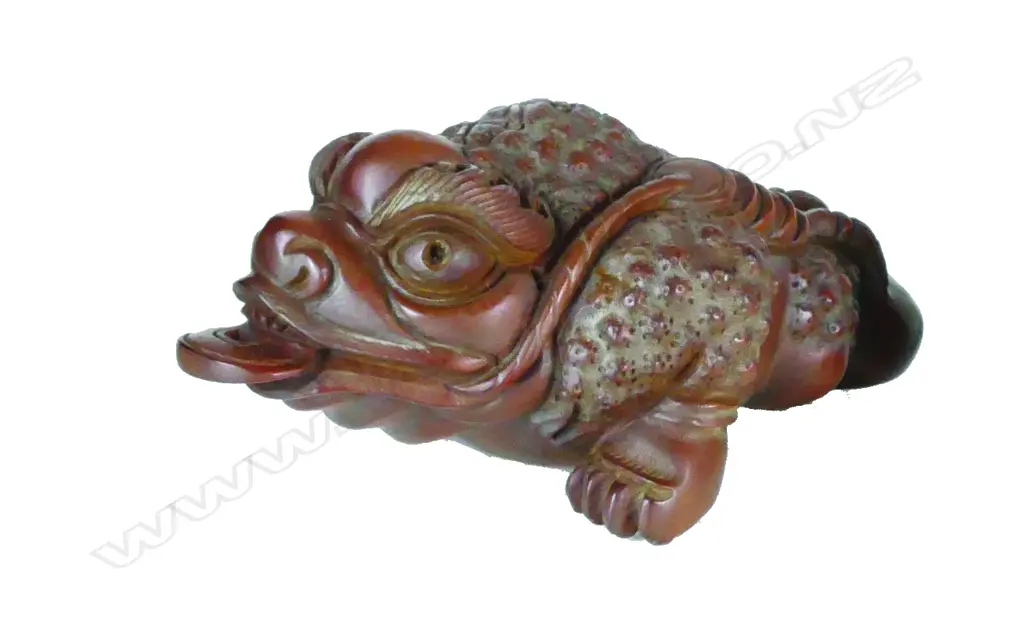 A boxwood carved Jin Chan (Golden Toad) Image 1++