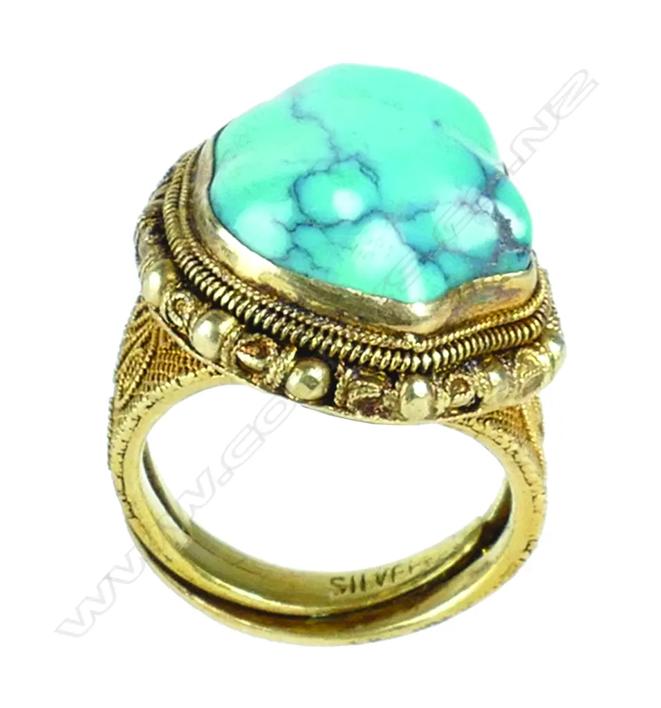 A Chinese silver gilt and turquoise ring Image 1++