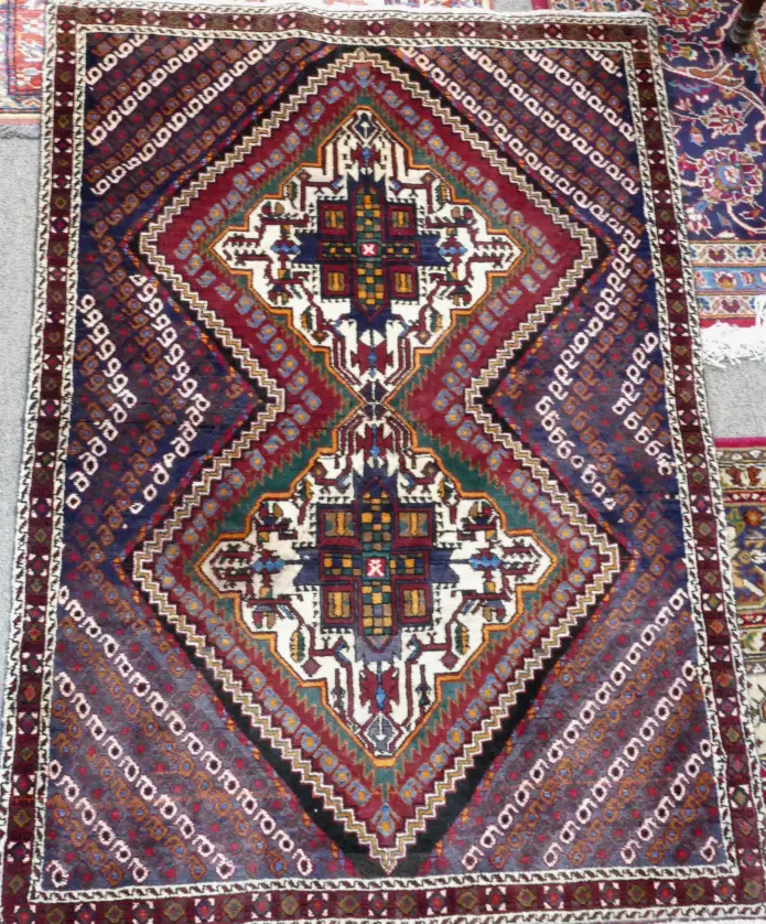 A hand knotted Persian Shahr Babak rug Image 1++