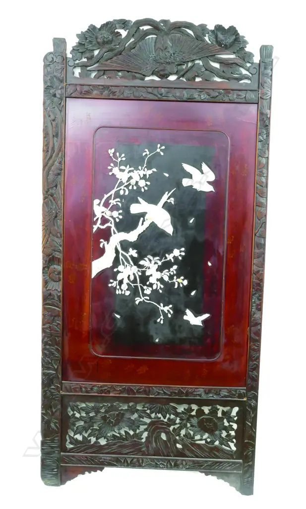 A pair of Japanese Meiji period carved Image 1++