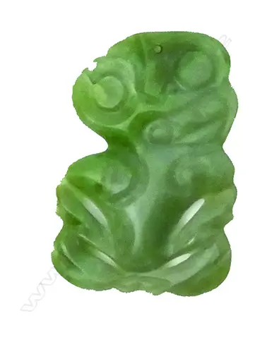 An early/mid-20thC Maori pounamu hei tiki Image 1++