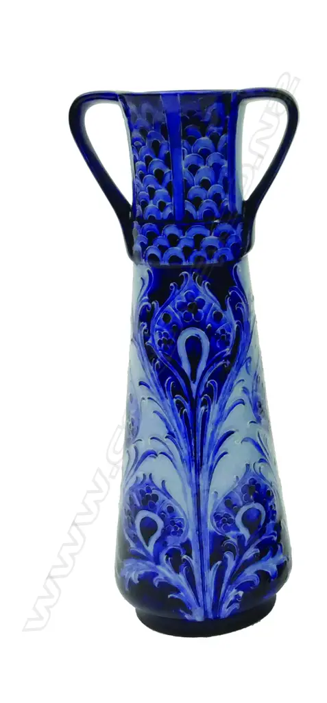 A William Moorcroft MacIntyre Florian Ware two-handled vase Image 1++