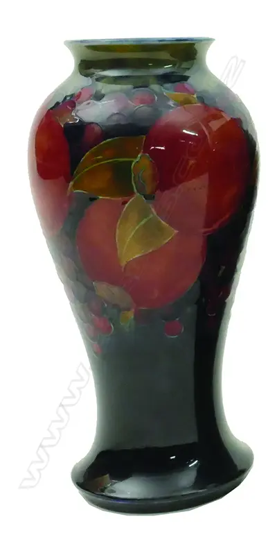 [14926] MOORCROFT 'POMEGRANATE' VASE - REPAIRED Image 1++