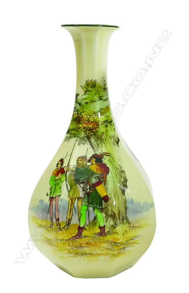 A Royal Doulton vase Image 1++