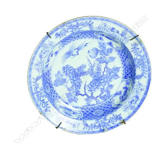 A Chinese porcelain blue and white shallow dish Image 1++