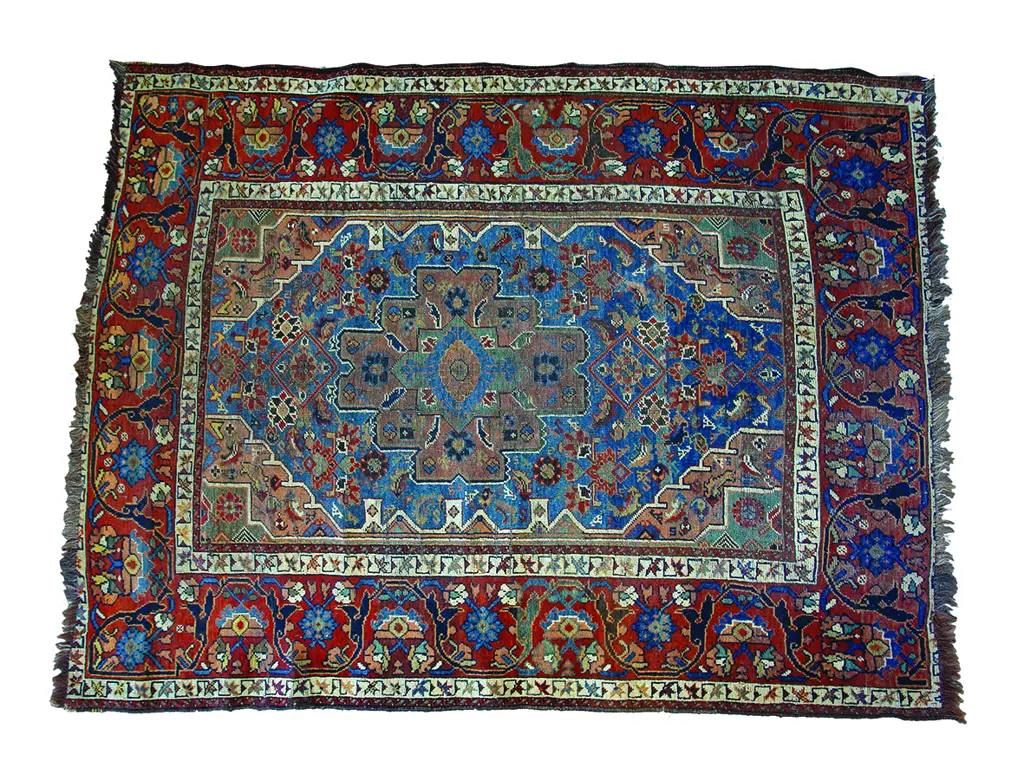 An antique Persian Shirvan all wool rug Image 1++
