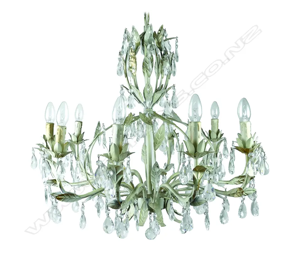 A French style country chandelier Image 1++