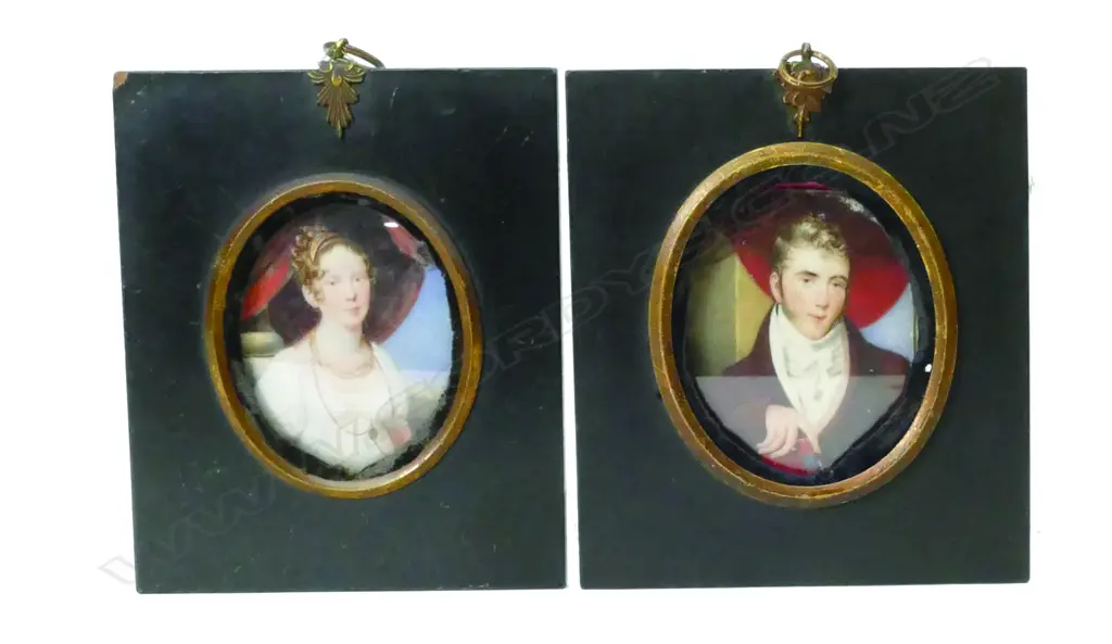 A pair of George III portrait miniatures Image 1++